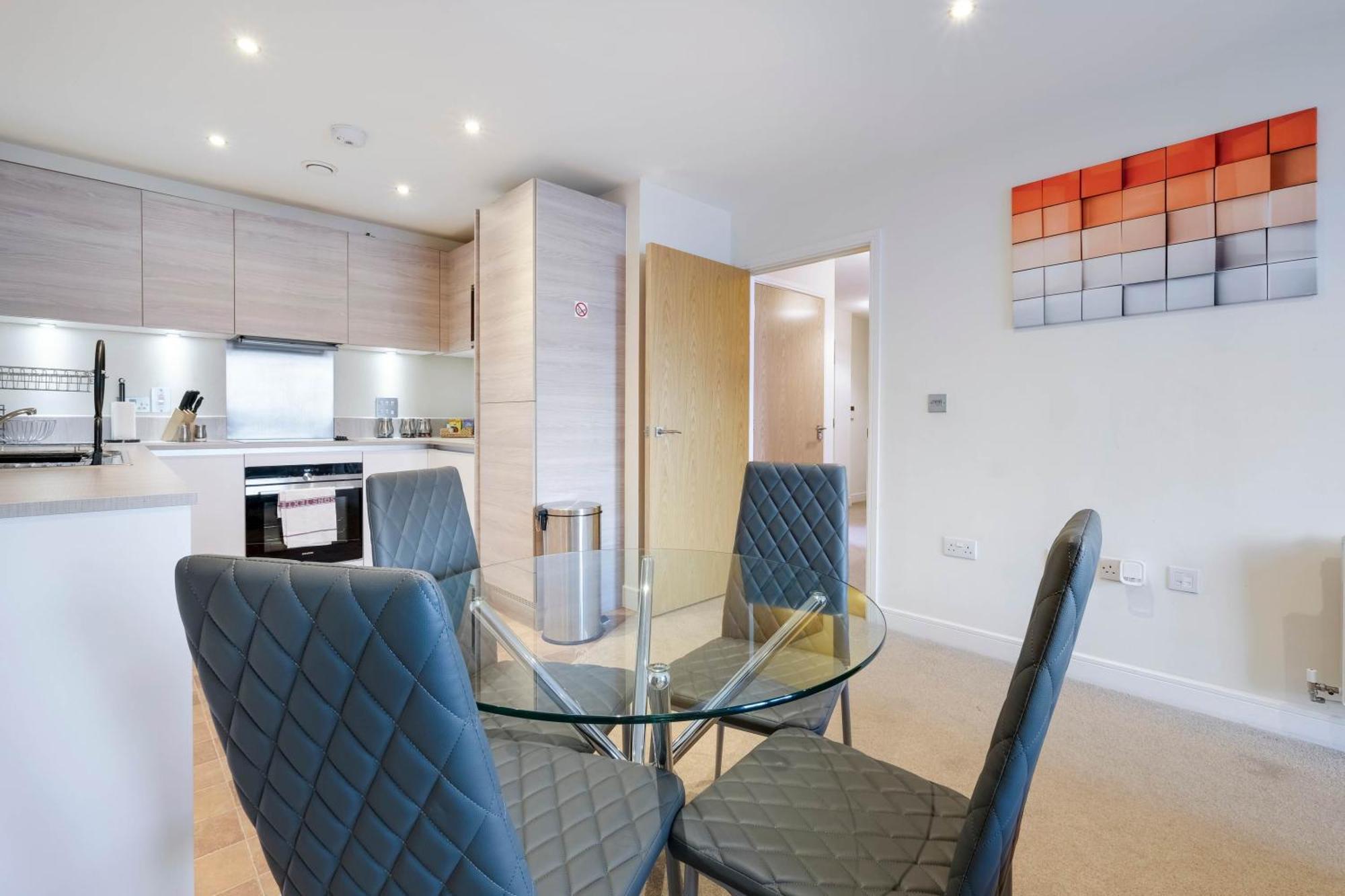 Alder House Serviced Apartment Maidenhead By 360Stays Esterno foto
