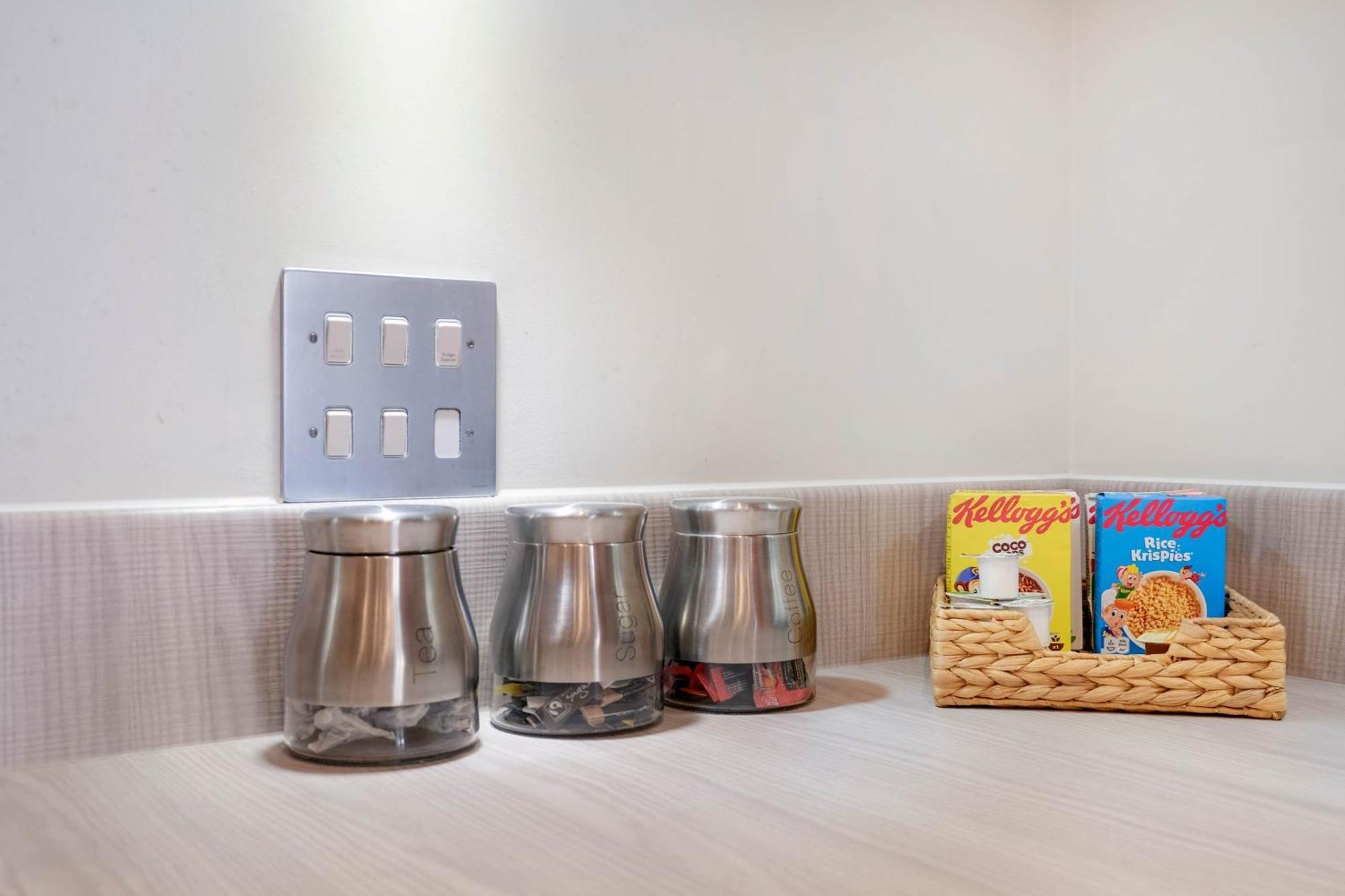 Alder House Serviced Apartment Maidenhead By 360Stays Esterno foto