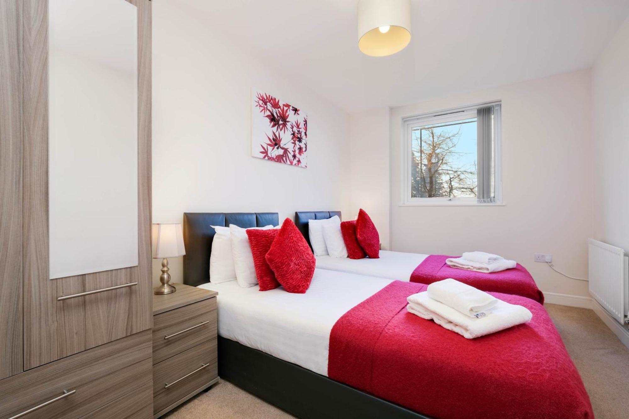 Alder House Serviced Apartment Maidenhead By 360Stays Esterno foto
