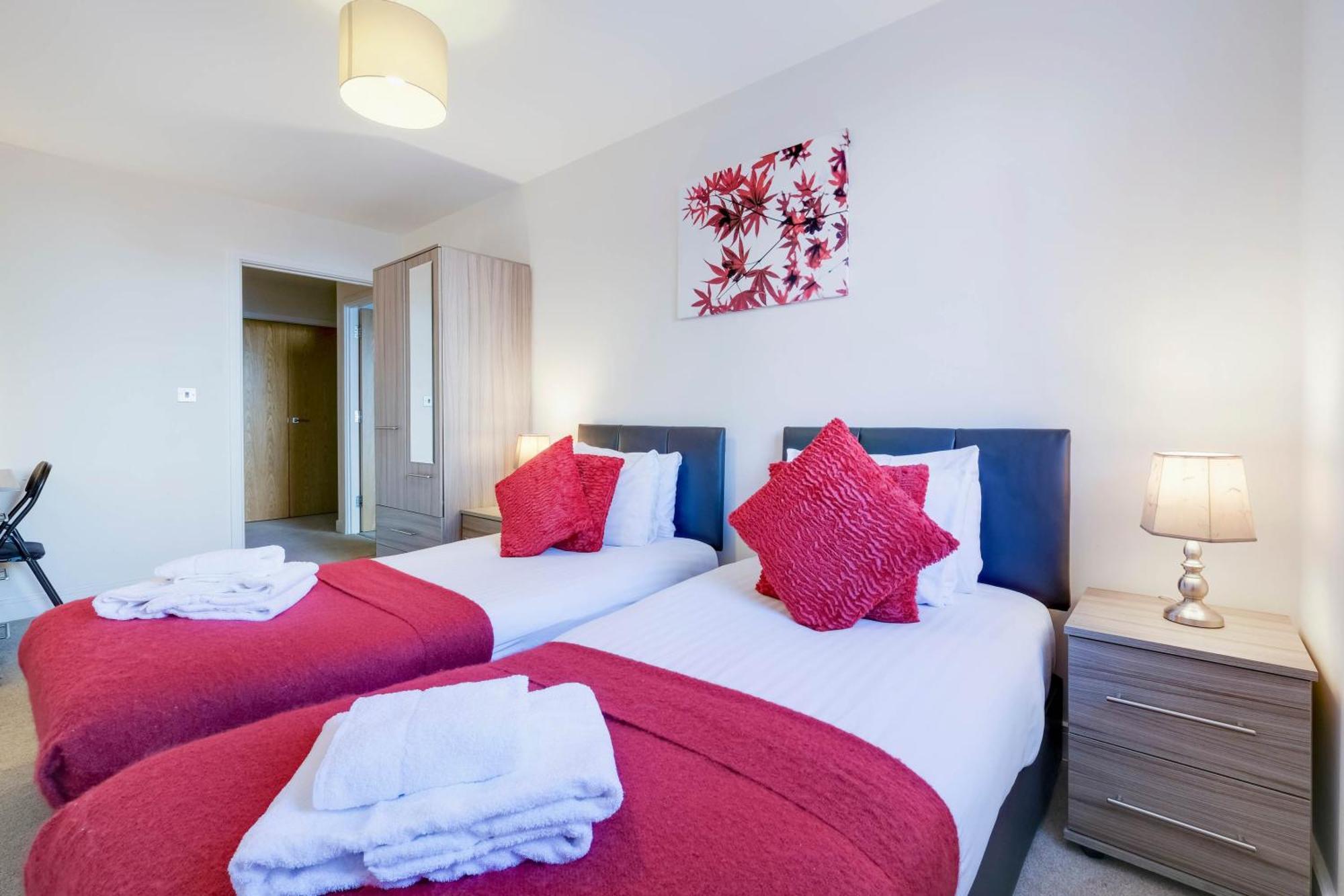 Alder House Serviced Apartment Maidenhead By 360Stays Esterno foto