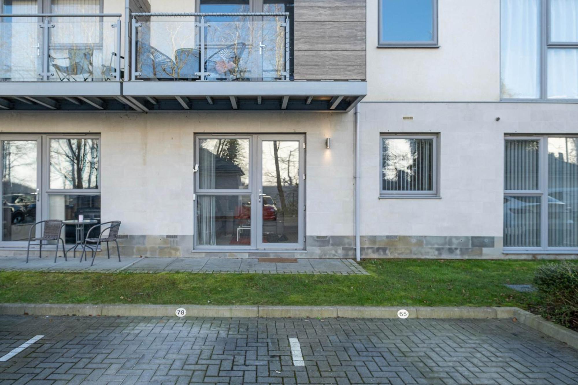 Alder House Serviced Apartment Maidenhead By 360Stays Esterno foto