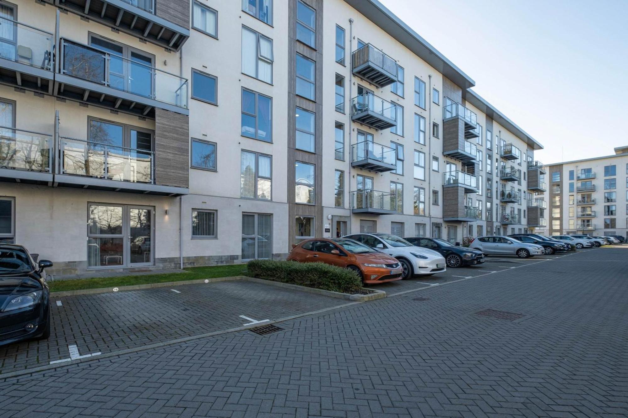 Alder House Serviced Apartment Maidenhead By 360Stays Esterno foto
